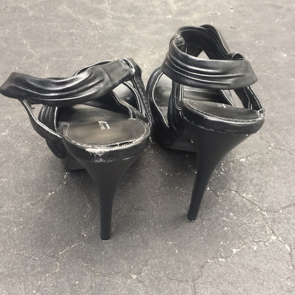 Cute spring heels - Picture 3 of 4